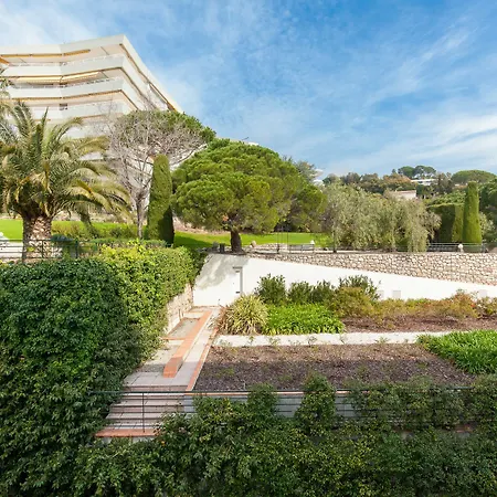 Apartment Les Oliviers Yhoost
